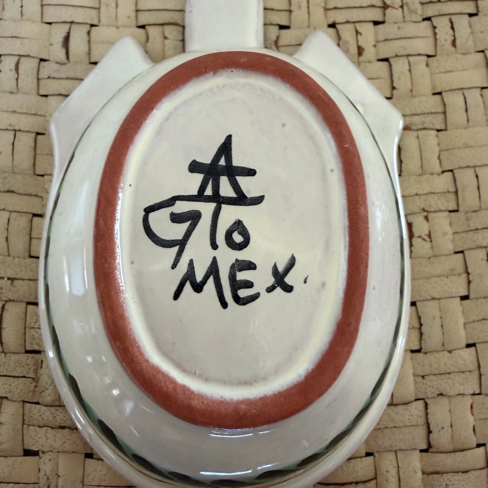 Mexican Pottery Turtle Shaped Ceramic Salsa Bowl Hand painted signed - Picture 5 of 6